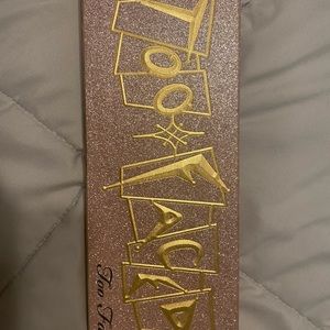 Too faced eyeshadow palette